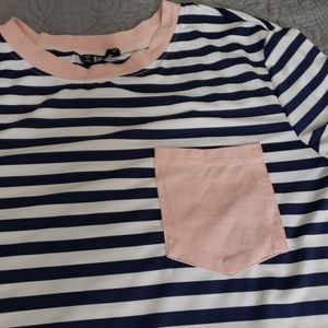 Stripped tee shirt